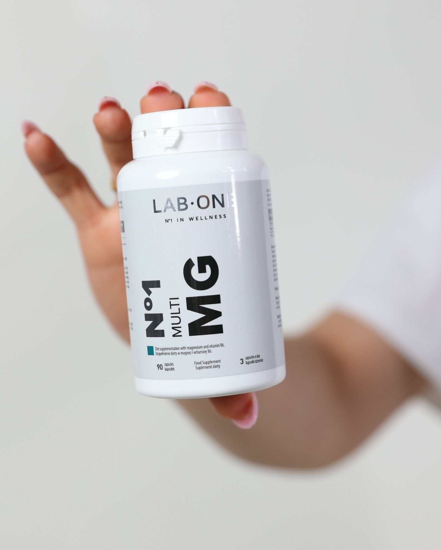 LAB ONE MULTI MG Natural Vegan Magnesium Vit B6 Zdravé zuby a kosti 90ks